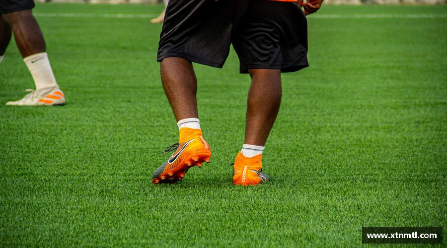 力量源自团结，奋斗点亮梦想！